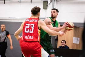 Borac od ponora od prosute pobede, Uskoković tragičar protiv Krke